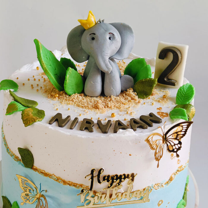 Elephant in Jungle - Image 4