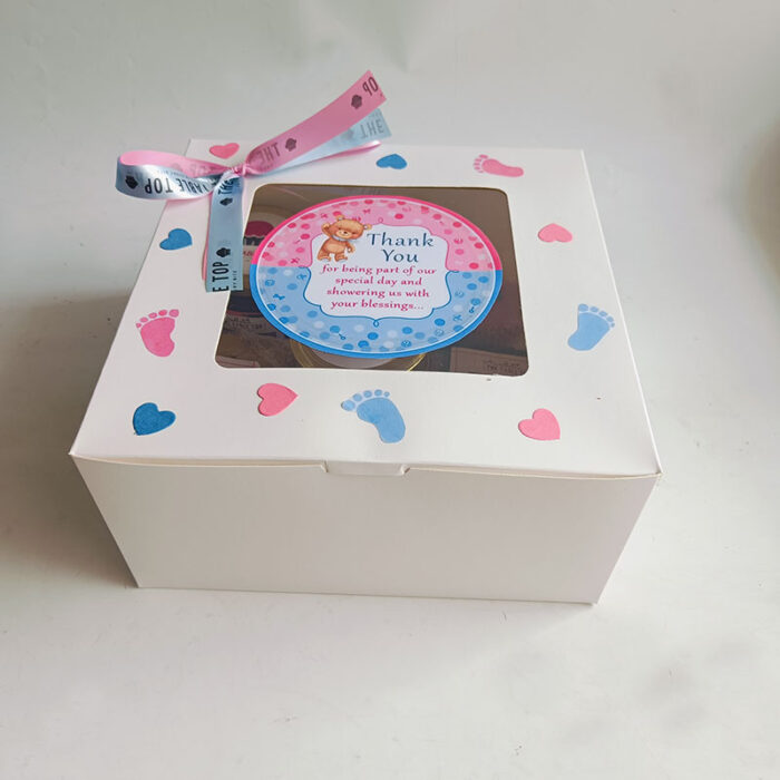 Who's Coming? Hamper - Image 4