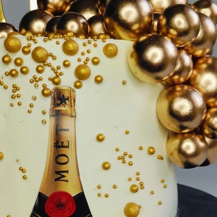 The Champagne - Image 4