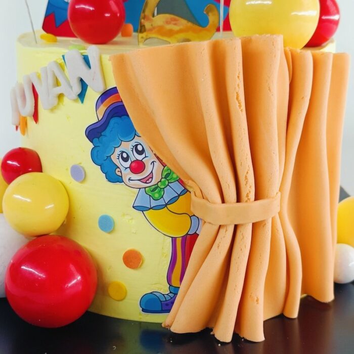 Circus - Image 4